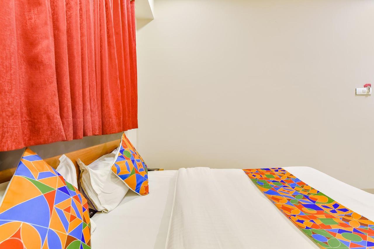 Fabhotel Happinex Surate Exterior foto